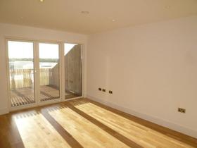 1 bedroom Flat for s...